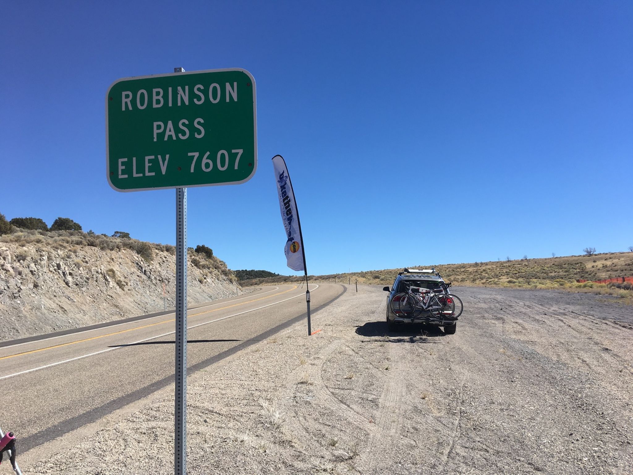 A drive through the Robinson Pass