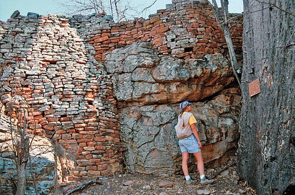 Bumbusi Ruins