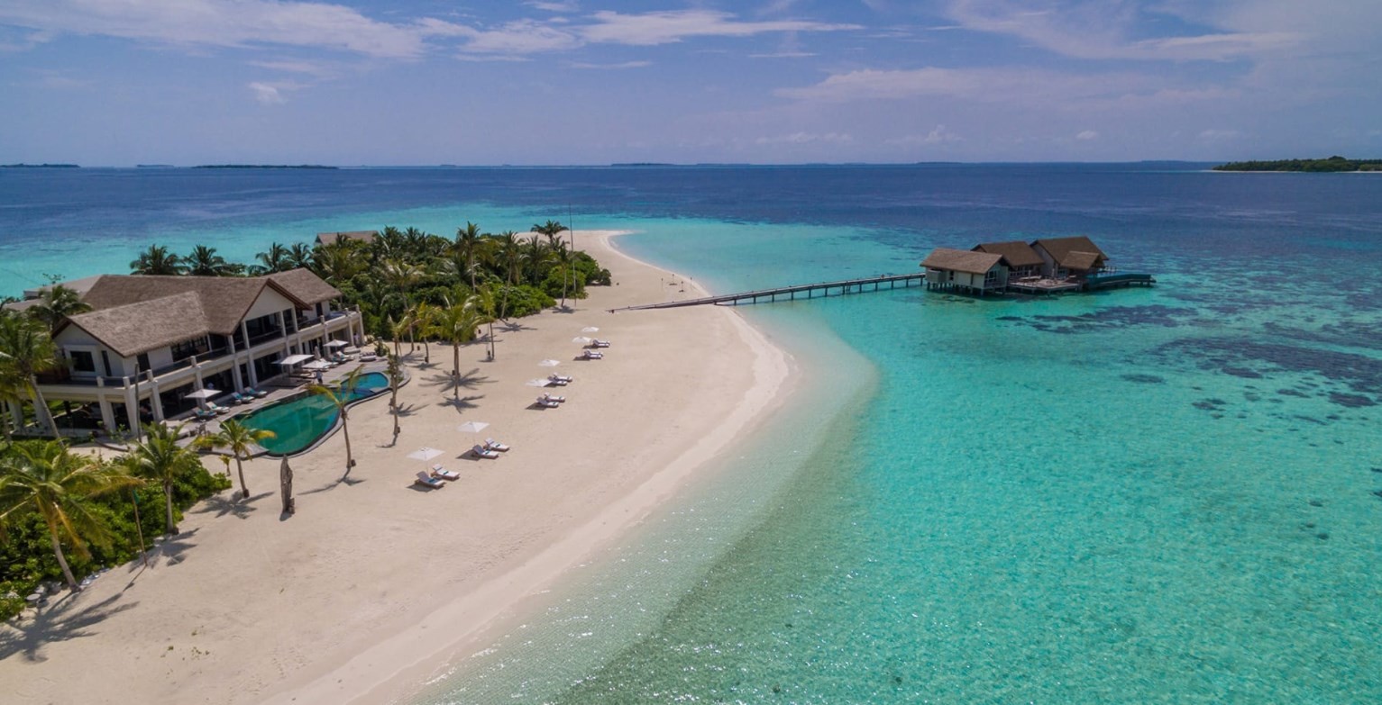 Four Seasons Maldives Private Island at Voavah