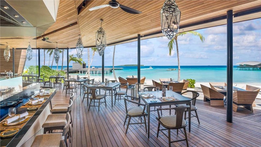 St. Regis Maldives Vommuli Resort