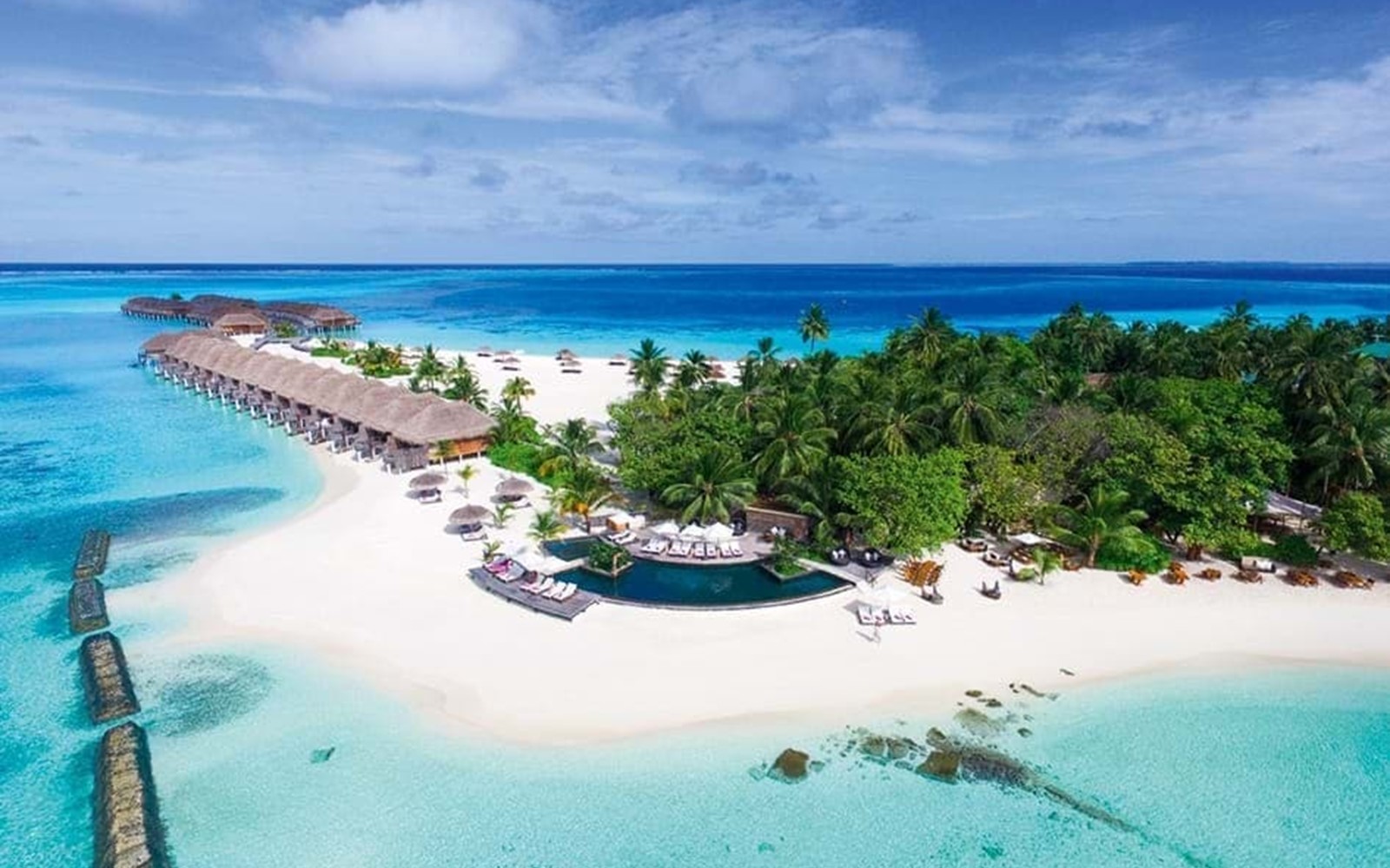 Constance Moofushi Maldives